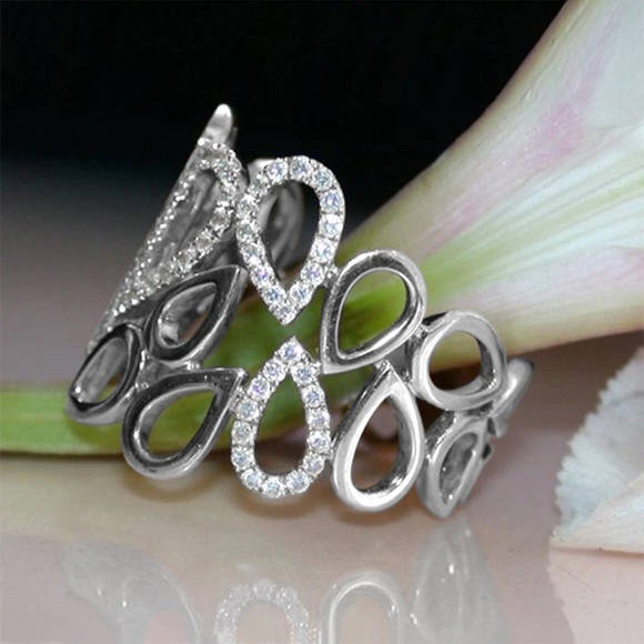 New Women’s 925 Silver Many Water Drops Diamond Ring - Picture 5 of 6